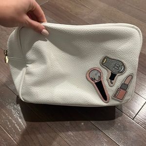 Stoney Clover Lane Pouch!